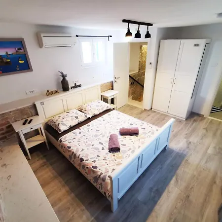 Crobeauty Vila Split