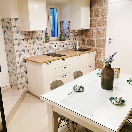 Вілла Crobeauty