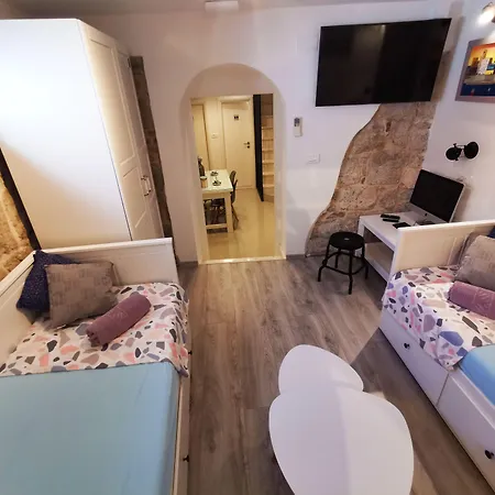 Vila Crobeauty Split